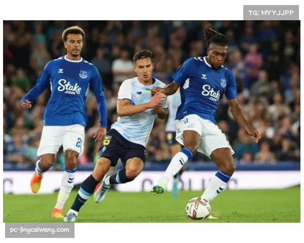 埃弗顿2-1诺丁汉森林,戴奇重返古迪逊公园取关键三分 埃弗顿2-1诺丁汉森林,戴奇重返古迪逊公园取关键三分