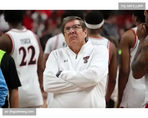 前曲棍球明星斯宾塞在西北大学开始打篮球，23岁转型终获NBA正式合同